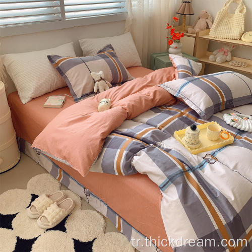 Akademik tarzda yatak sayfası kapak yatak yastık kılıfı seti